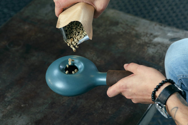Roast coffee set: kit for making your own coffee at home